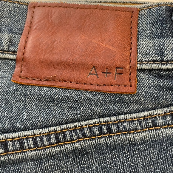 MEN’S Jeans - Picture 2 of 3